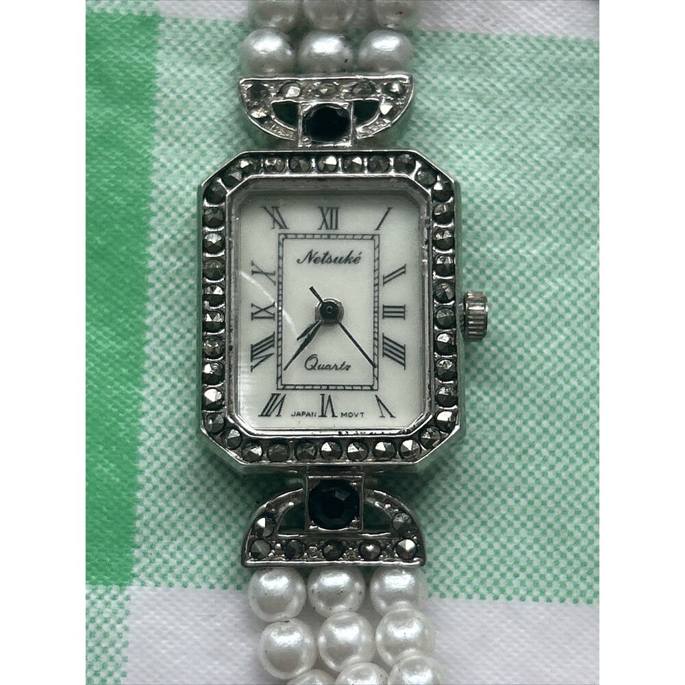 Netsuke Silver Tone Rhinestone Bezel Women’s Quartz Watch